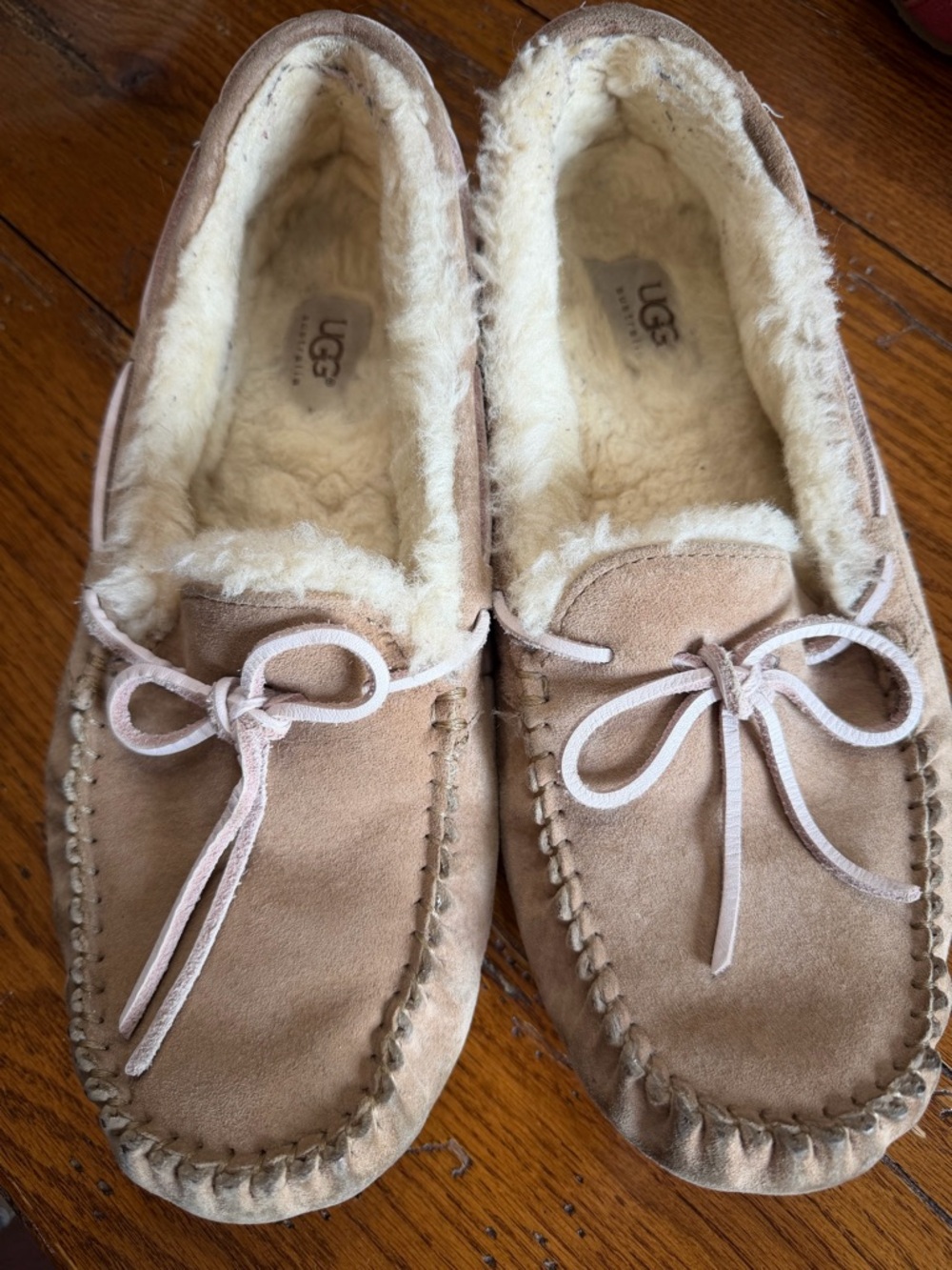 UGG Women's Chestnut/Tan Suede Shearling Moccasins